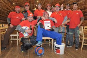 Moški del - skupinska maska